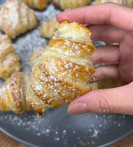 Mennyei desszert 20 perc alatt, pár hozzávalóból! 🥐🍫